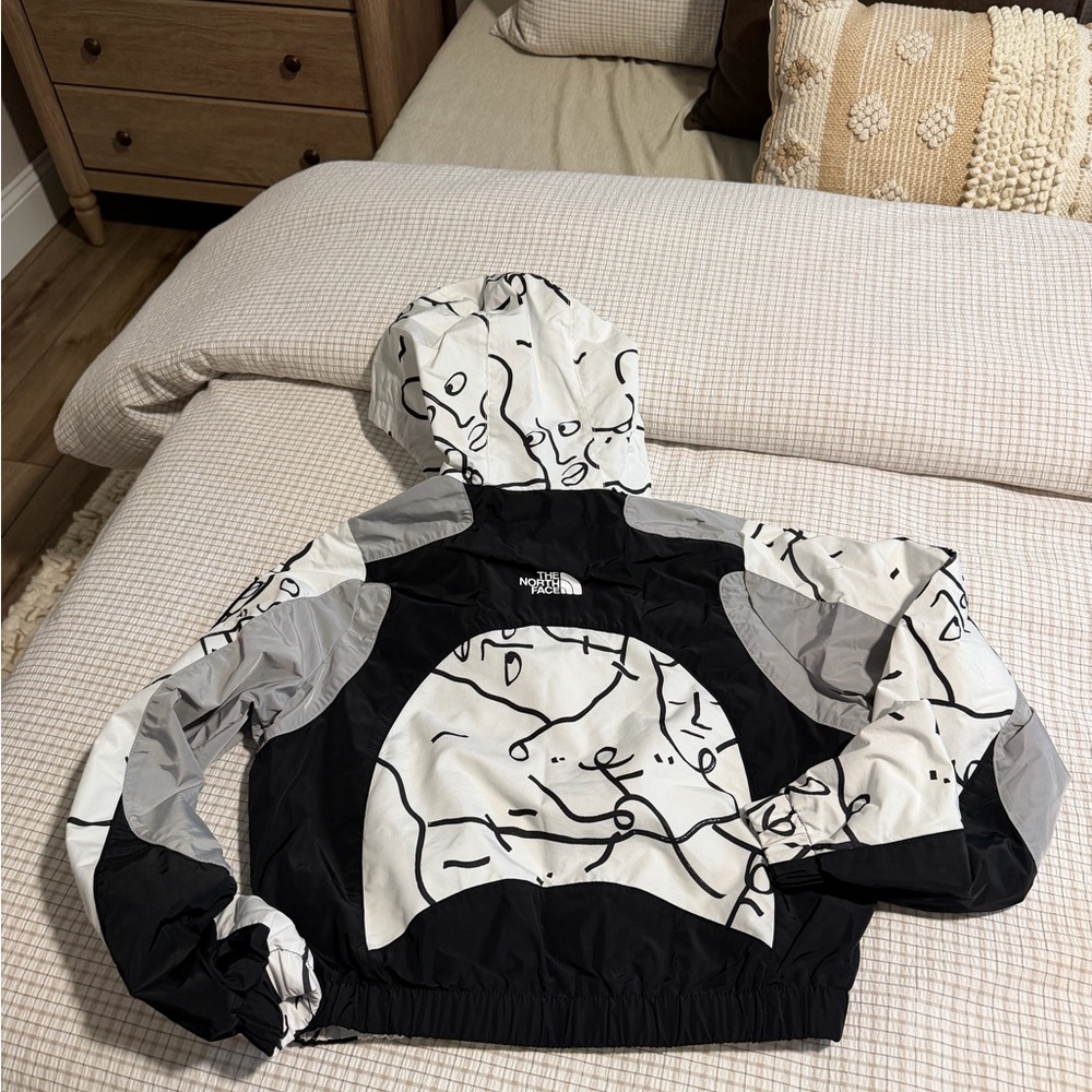 The North Face White, Black & Gray Graphic Hooded Bomber Jacket - Picture 14 of 14